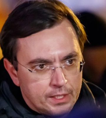 Омелян отреагировал на подозрение: Уволен из ВСУ в 2025 году. Кому и что вручило ГБР – хоть к гадалке иди