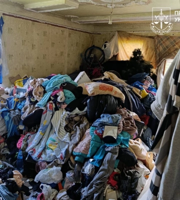 12-летняя девочка жила в Харькове без света, воды и еды: где была мать 