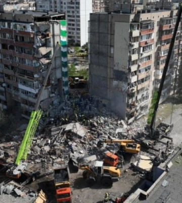 ДСНС: до 12 зросла кількість загиблих у Києві, серед них – дві дитини