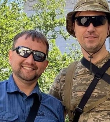 Колишній міністр Омелян був на фронті та зазнав поранення, - В’ятрович