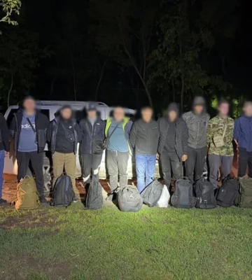 «Рукавичка» на колесах: на Вінниччині затримано дев’ятьох чоловіків дорогою до кордону