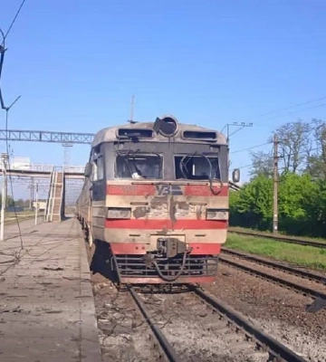 Росія атакувала залізничну станцію у Вільнянську Запорізької області, є постраждалі серед пасажирів приміського поїзда