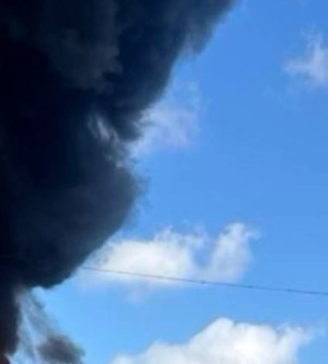 Окупанти завдали удару про промоб'єкту у Запоріжжі, травмовано трьох осіб – ОВА