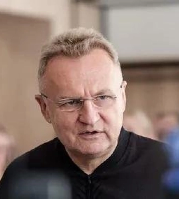 Мера Львова Садового облили невідомою рідиною на площі Ринок