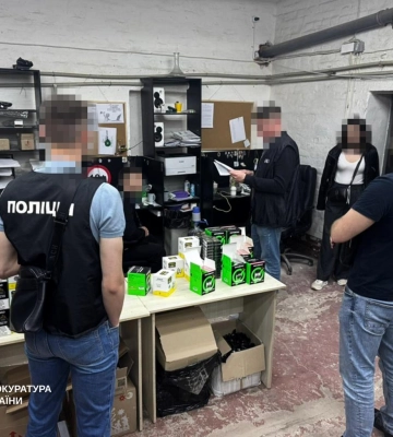 Тіньовий ринок вейпів на 125 млн грн: генпрокурор заявив про понад 150 обшуків