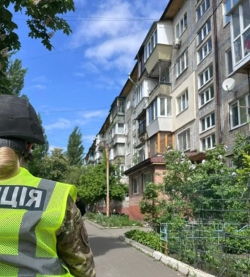 Полиция задержала мужчину, который угрожал взорвать дом в Шевченковском районе Киева