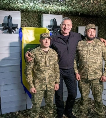 Кличко: Громада Киева передала 225 полку ВСУ ещё 3100 дронов различных типов
