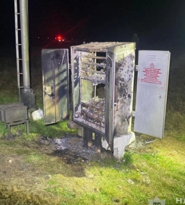 На Житомирщині засудили двох чоловіків, які палили обладнання Укрзалізниці