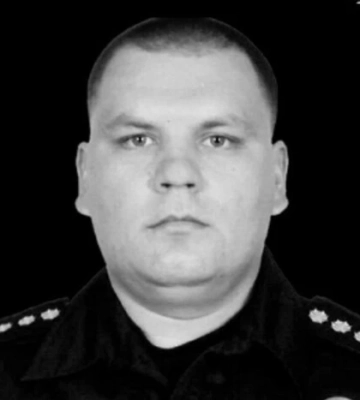 Поліція повідомила ім'я поліцейського, який загинув внаслідок збройного нападу на Хмельниччині