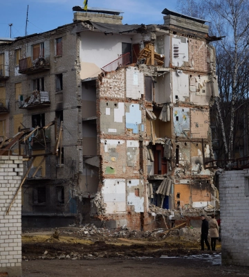 Ранкова атака на Харків: російський дрон вдарив по центру міста, пошкоджено виходи з метро та зупинку
