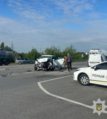 Потрійна ДТП на Полтавщині: постраждали троє людей