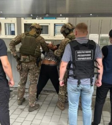 На Закарпатті винесли вирок чоловіку, який намагався продати 11-місячне немовля за кордон