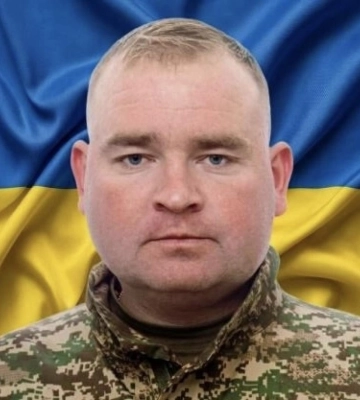 Олександрійська громада у скорботі: на Донеччині загинув 30-річний захисник Вадим Салюк