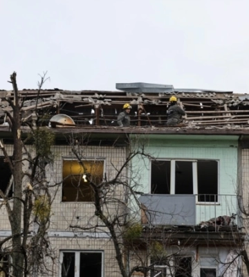 У Броварах через удар російського дрона постражадали двоє людей