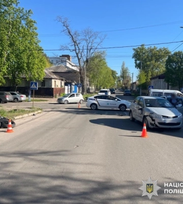 ДТП на Кіровоградщині: Зіткнулися мотоцикл з легковиком