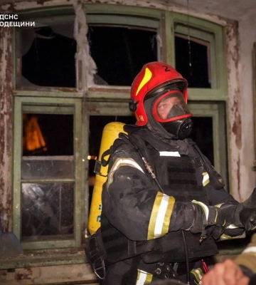 Російські БпЛА атакували житлові квартали Одеси — є поранені