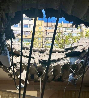 Пекельна ніч у Дніпрі: зруйновані будинки, школи та громадські об’єкти