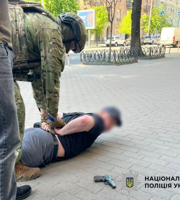 Столичные оперативники изъяли килограмм кокаина у участника банды «Двадцативские»