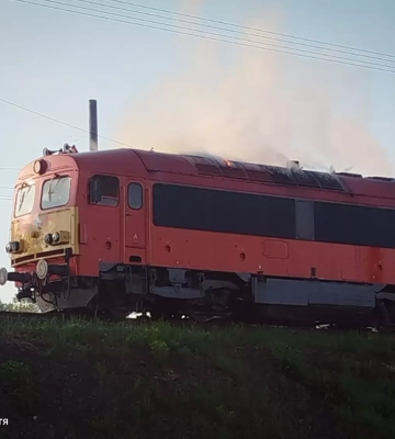На Ужгородщині ліквідували пожежу в локомотиві пасажирського потяга