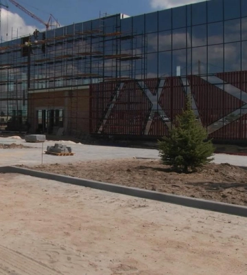 У Рівному добудовують гімназію «StarLand»: чи відкриють заклад до 1 вересня