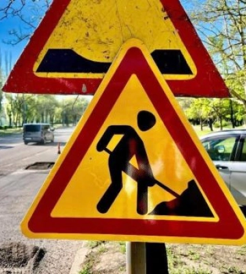 Через дефіцит бюджету у Миколаєві ремонтують лише аварійні ями на дорогах