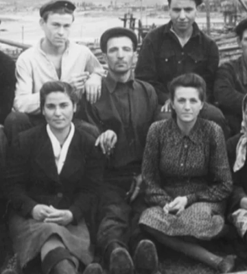 «Нам запрещалось все, кроме смерти». Как советская власть совершила преступление массовой депортации крымских татар — колонка журналистки NV