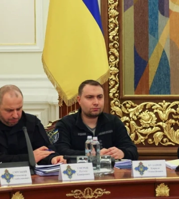 Буданов допоміг Зеленському зняти напругу, що виникла через Єрмака — Фесенко
