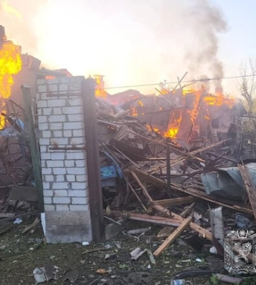 На світанку росіяни ще раз вдарили по Новобаварському району: є постраждалі