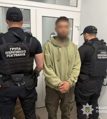 Біля стадіону у Золочеві підірвали гранату