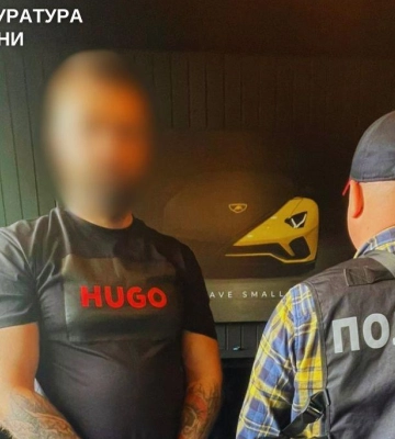 Киянин пропонував чоловікам "інвалідність" за 25 тисяч доларів