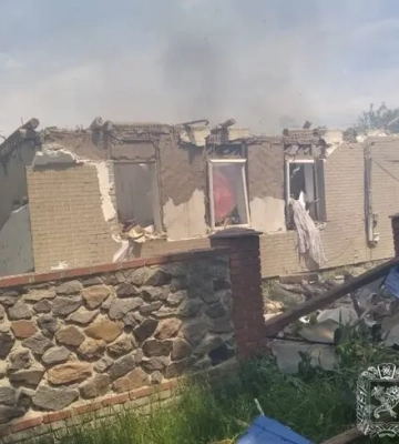 Дрон влучив у будинок у Харківській області: є загибла та постраждалі