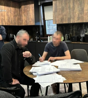 Ошукали іноземців на 7 мільйонів: у Кривому Розі викрили організатора шахрайської схеми