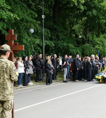 В Ужгороді попрощалися із полеглим молодшим сержантом Іваном Кирʼяновим
