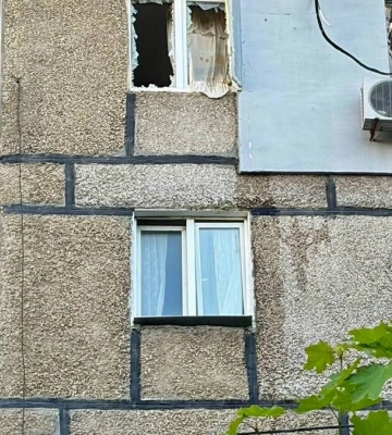 В Днепре из-за вражеского удара пострадала 58-летняя женщина, повреждено жилье – ОВА