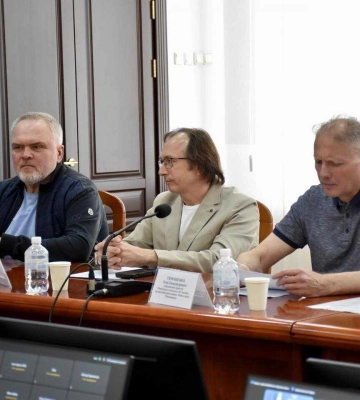 На Рівненщині обговорили стратегію розвитку деревообробки та меблевої промисловості