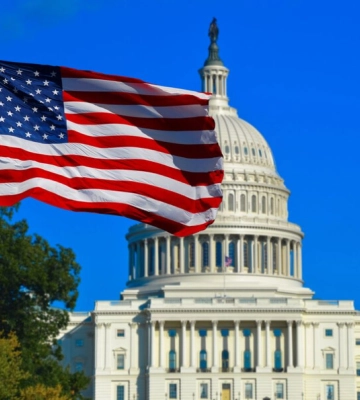 США розмістили в Аравійському морі есмінці з лазерною зброєю проти дронів Ірану