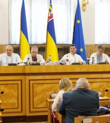 Нові правила для чиновників: на Закарпатті затвердили Кодекс етичної поведінки