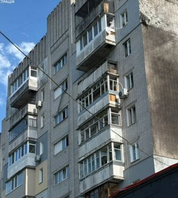 Оккупанты почти 30 раз атаковали Днепропетровщину: 17 раненых, повреждены многоэтажки, предприятие и административное здание