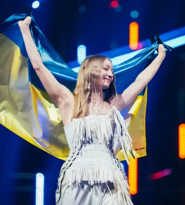 Патриотический бунт на Евровидении: как украинская певица LELÉKA обошла запрет говорить о войне