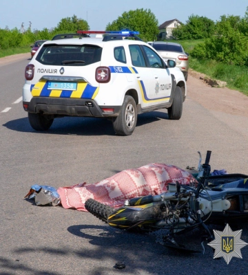 У селі на Сумщині на місці ДТП трагічно загинув неповнолітній мотоцикліст. ФОТО