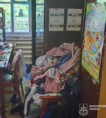 В Харькове мать на улице била ребенка: мальчика забрали из семьи