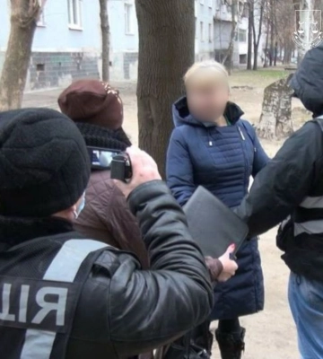 У Запоріжжі засудили матір, яка продала 12-річного сина для жебракування