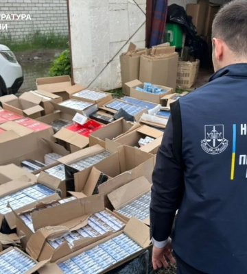 Сигарети за інтернет-рецептами та вейпи на 37 млн грн: на Харківщині ліквідовано два нелегальні тютюнові бізнеси