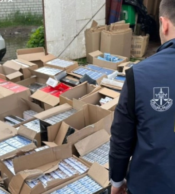 На Харківщині правоохоронці заявили про викриття двох нелегальних тютюнових бізнесів