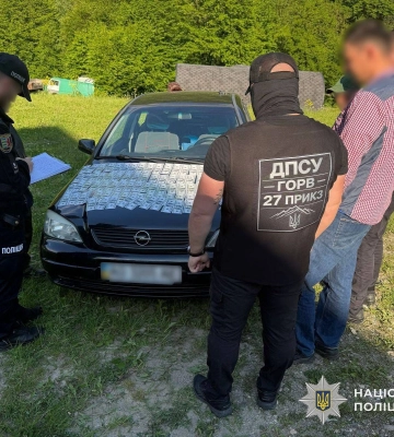 На Рахівщині правоохоронці затримали місцевого жителя, який переправляв військовозобов’язаного до Румунії