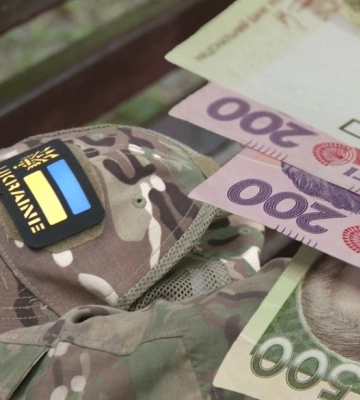 "Друзья" имитировали заботу, чтобы выманить миллионы у вдовы военного: во Львове разоблачили мошенников