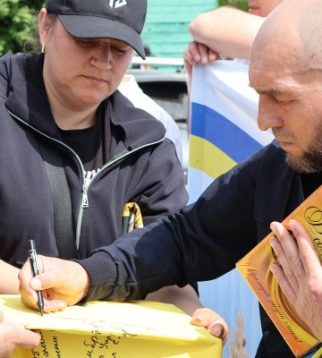 Рідні виходили на акції і нарешті дочекалися: на Волинь з полону повертається прикордонник Володимир Оліфирук