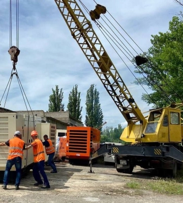 Захист від блекаутів: Кривий Ріг отримав 31 потужний генератор для живлення критичних об'єктів