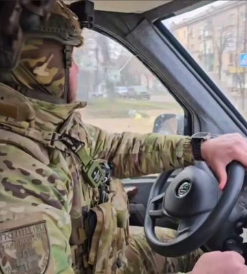 У Дружківці рятують поранених під ударами дронів