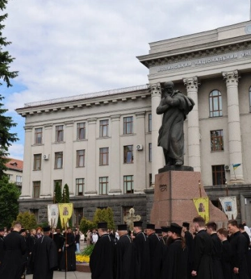 У Тернополі вшанували 165-ту річницю перепоховання Тараса Шевченка